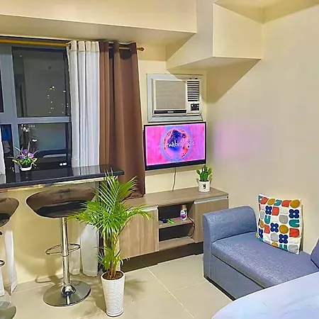Stunning Sea View Studio Unit@ Horizons 101