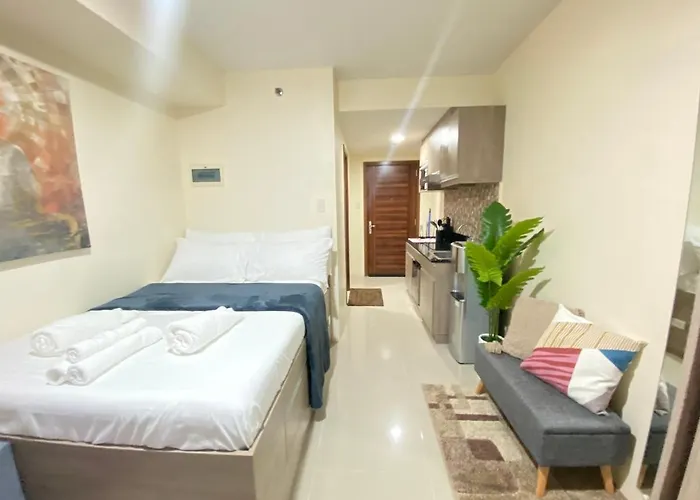 Stunning Sea View Unit@ Horizons 101 Cebu