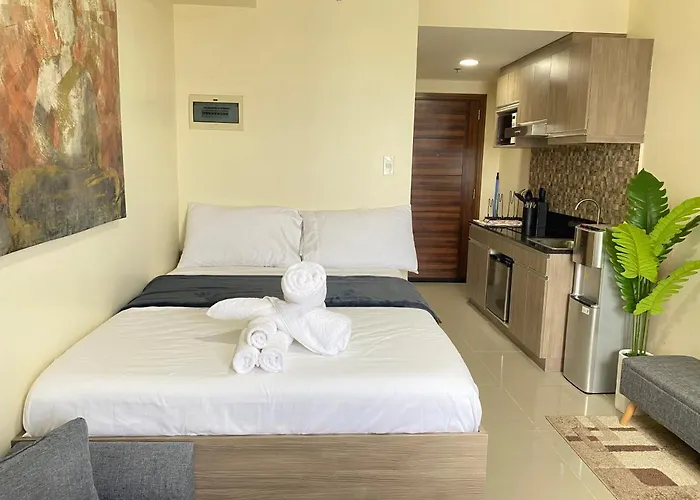 Aparthotel Stunning Sea View Unit@ Horizons 101 Cebu